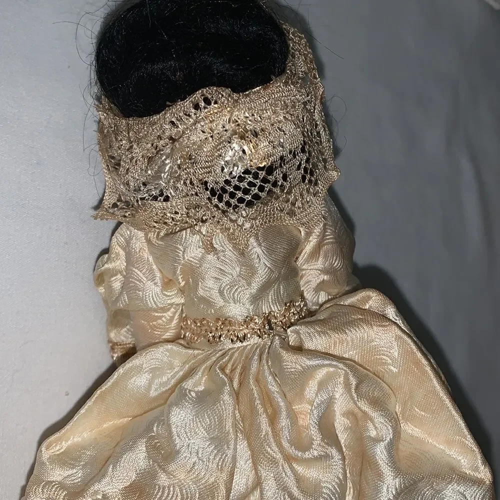 VTG 1940 COMPOSITE‎ HARD PLASTIC MINIATURE SCARLET BELLE BRIDE DOLLS